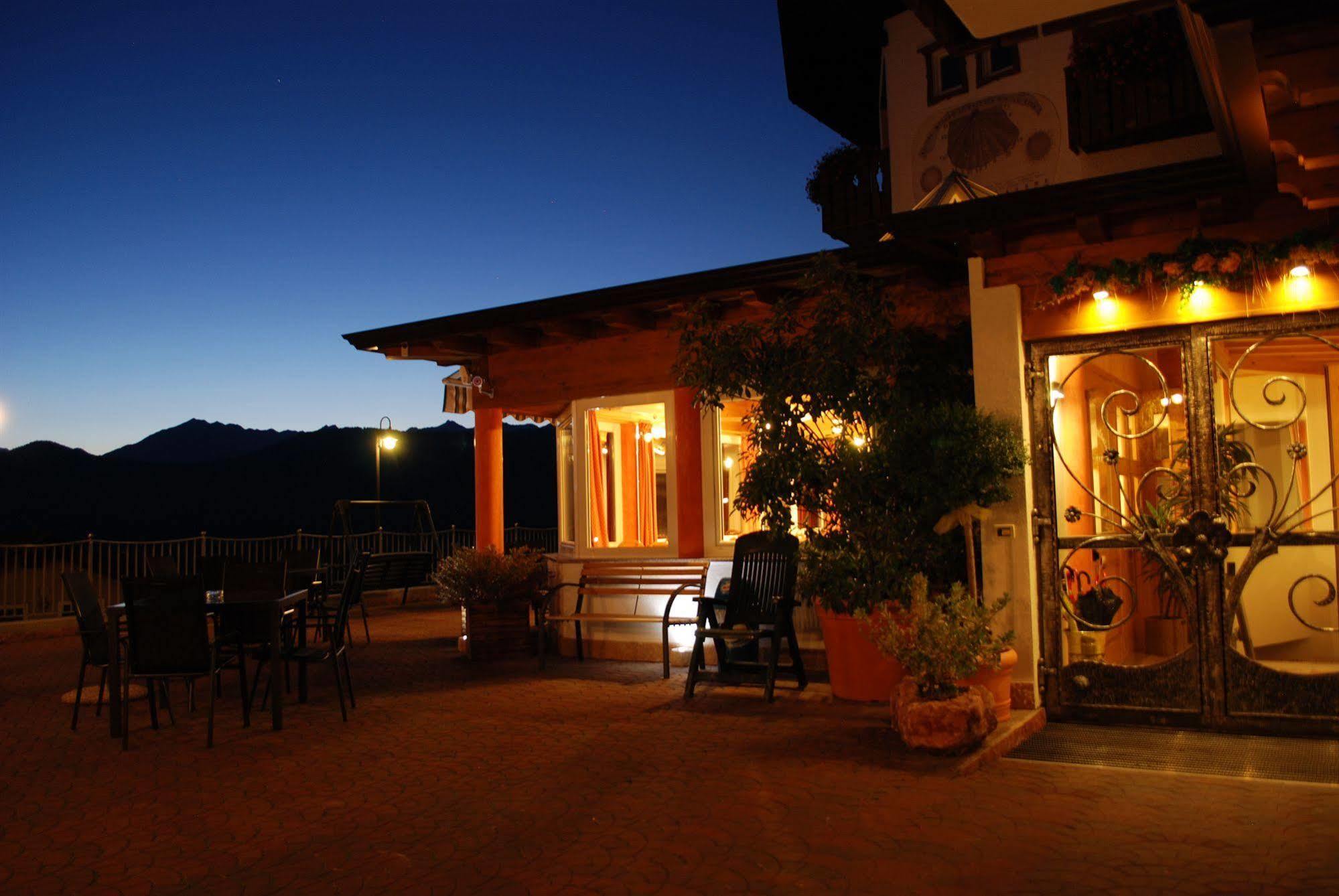Hotel La Montanina Malosco Esterno foto